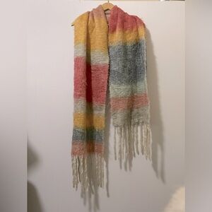 Lauren Conrad scarf